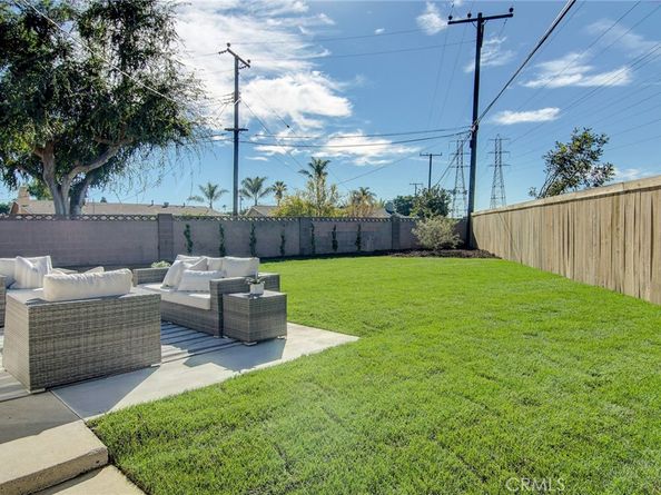 8652 Royer, Huntington Beach CA 92647