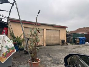 11507 Grape, Los Angeles CA 90059