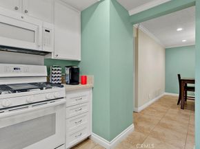 8877 Lauderdale Court 212B, Huntington Beach CA 92646