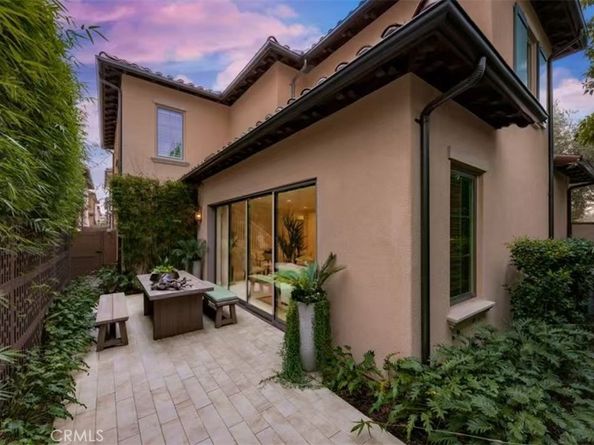 166 Villa Ridge, Irvine CA 92602