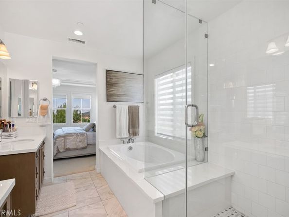 11 Juniper, Lake Forest CA 92630