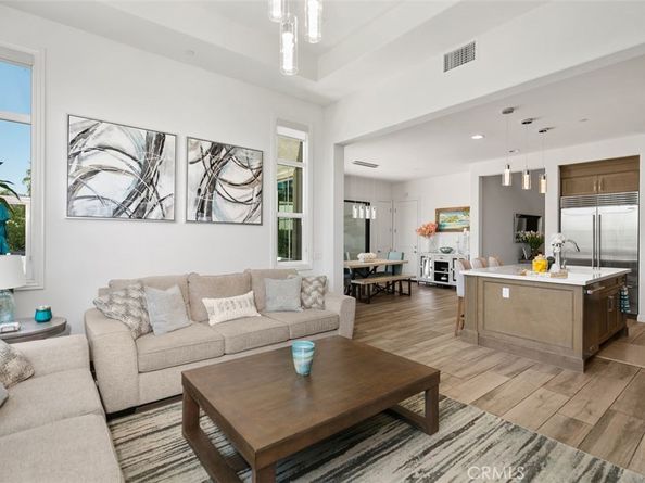 11 Juniper, Lake Forest CA 92630