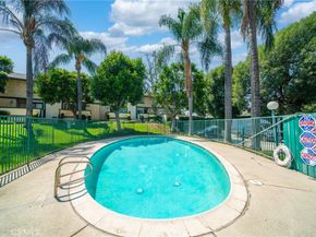 1614 S Mayflower B, Monrovia CA 91016
