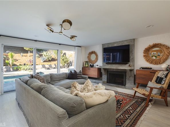 1944 Flamingo Drive, Costa Mesa CA 92626