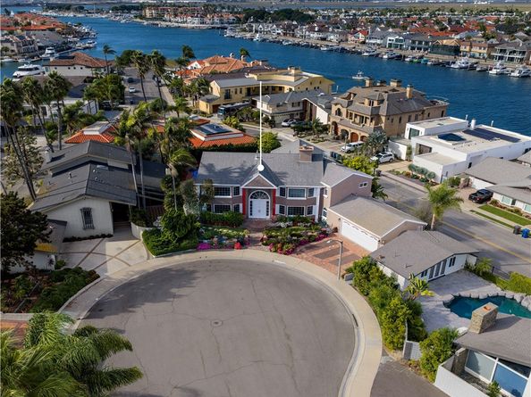 16502 Mariana Circle, Huntington Beach CA 92649