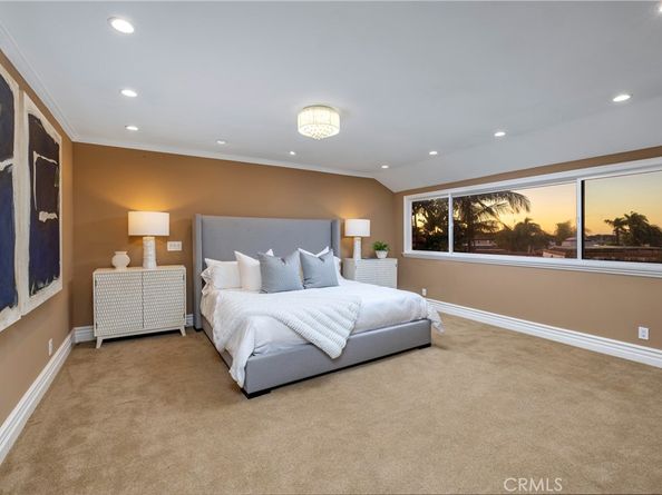 16502 Mariana Circle, Huntington Beach CA 92649