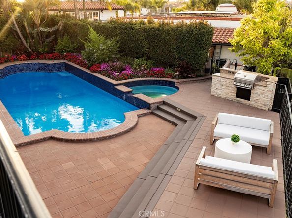 16502 Mariana Circle, Huntington Beach CA 92649