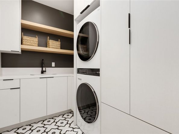 19031 Fowler Avenue, North Tustin CA 92705