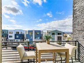 73 Culture, Irvine CA 92618