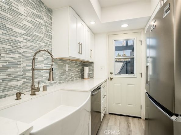 16734 Algonquin Street 6, Huntington Beach CA 92649