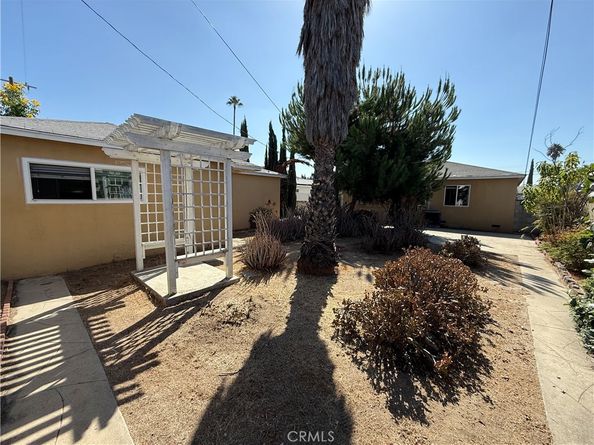 11063 Kittridge Street, North Hollywood CA 91606
