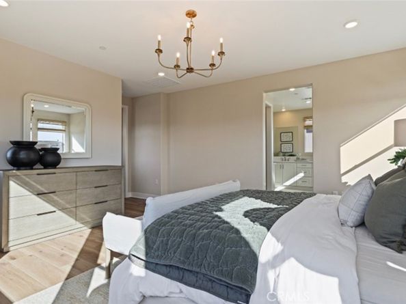 409 Clipper, Irvine CA 92618