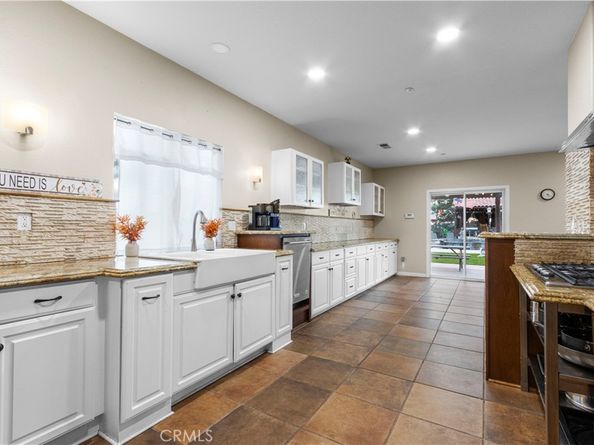 5450 Alexandrine, Oceanside CA 92057