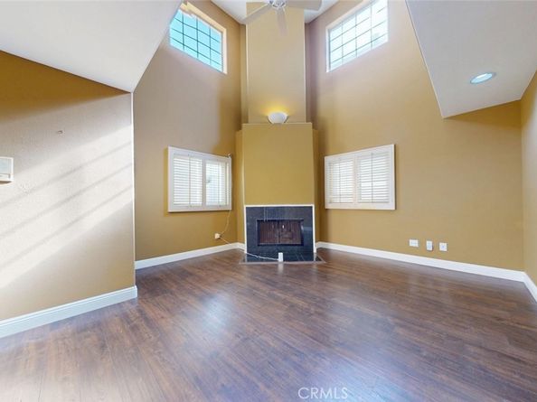 304 18th, Huntington Beach CA 92648