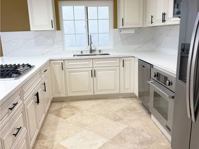 304 18th, Huntington Beach CA 92648