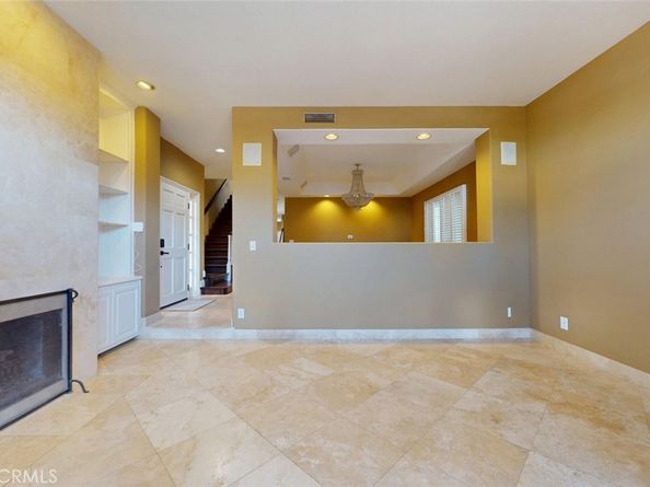 304 18th, Huntington Beach CA 92648