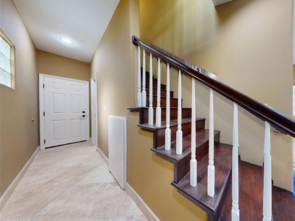 304 18th, Huntington Beach CA 92648