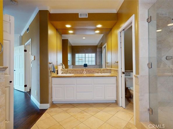 304 18th, Huntington Beach CA 92648