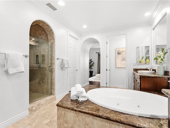 20 Dreamlight, Irvine CA 92603