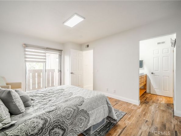 46 Echo Run 16, Irvine CA 92614