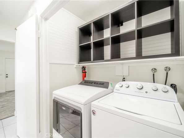 46 Echo Run 16, Irvine CA 92614