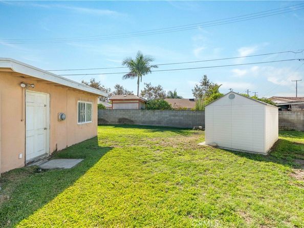 3318 W Borchard, Santa Ana CA 92704