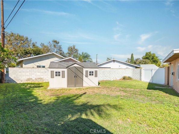 3318 W Borchard, Santa Ana CA 92704