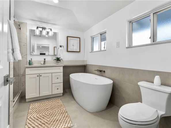 18672 Spaulding, Santa Ana CA 92705