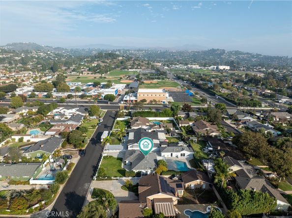 18672 Spaulding, Santa Ana CA 92705