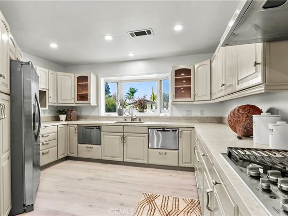 18672 Spaulding, Santa Ana CA 92705