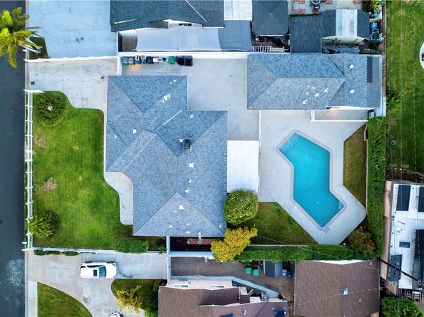 18672 Spaulding, Santa Ana CA 92705