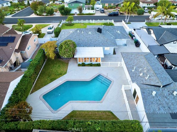 18672 Spaulding, Santa Ana CA 92705