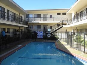 409 S Manhattan, Los Angeles CA 90020