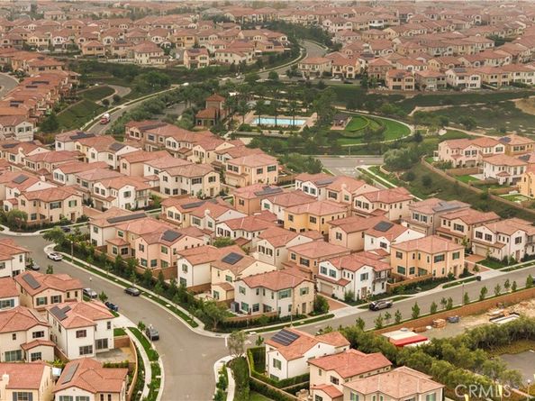 118 Glydon, Irvine CA 92618