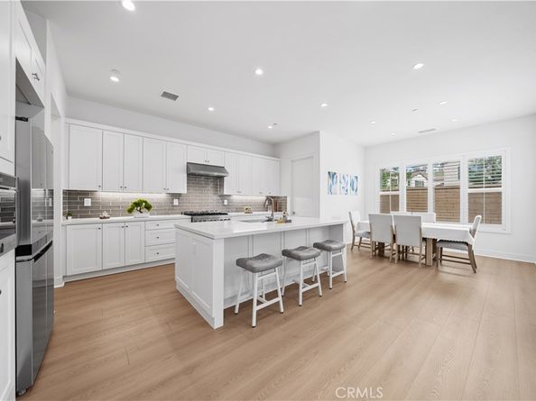 118 Glydon, Irvine CA 92618