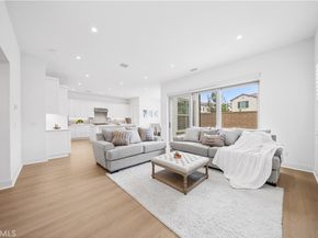 118 Glydon, Irvine CA 92618