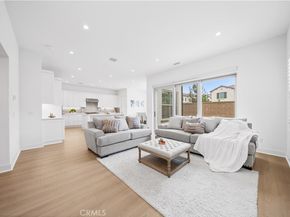 118 Glydon, Irvine CA 92618