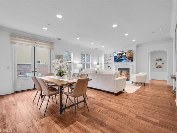 65 Chantilly, Irvine CA 92620