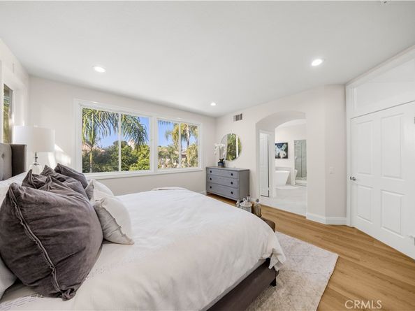 32 Silveroak, Irvine CA 92620