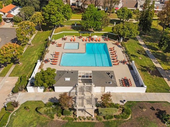 22 Meadowsweet, Irvine CA 92612