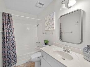 22 Meadowsweet, Irvine CA 92612