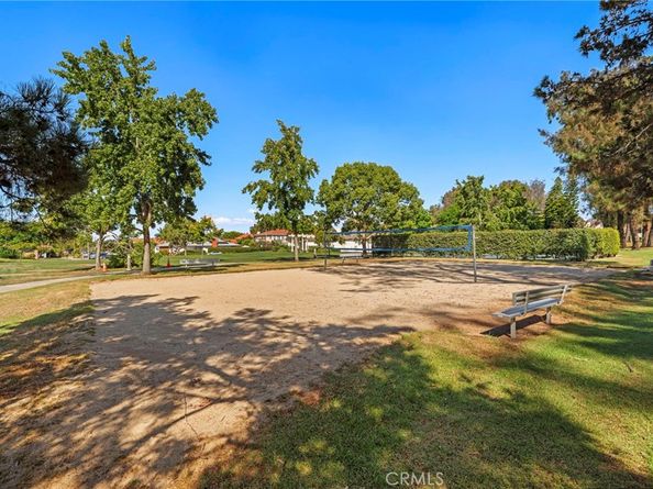 22 Meadowsweet, Irvine CA 92612