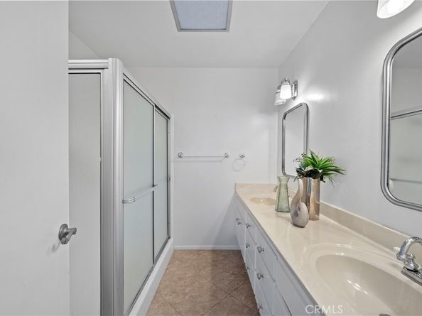 22 Meadowsweet, Irvine CA 92612