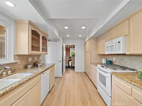 22 Meadowsweet, Irvine CA 92612