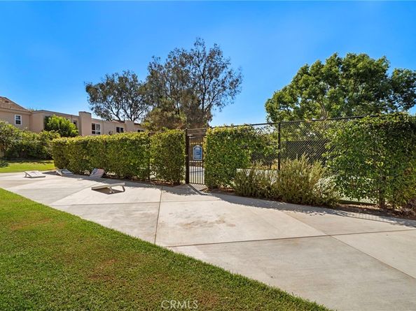 22 Meadowsweet, Irvine CA 92612