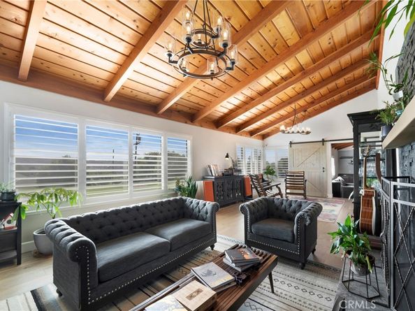 1864 Laurel Road, Oceanside CA 92054