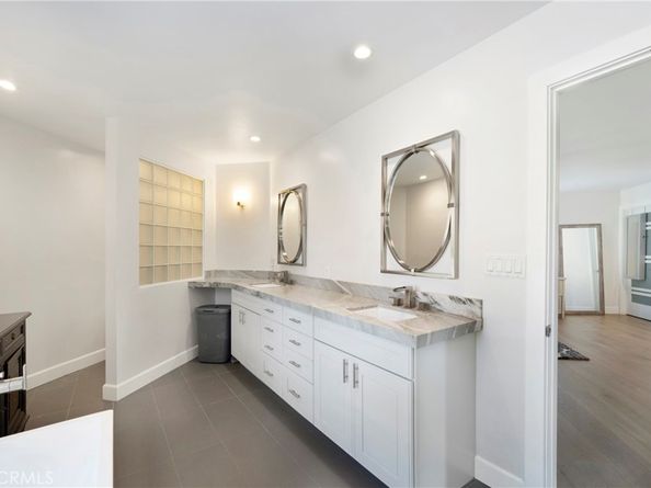 1864 Laurel Road, Oceanside CA 92054