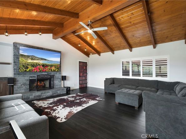 1864 Laurel Road, Oceanside CA 92054