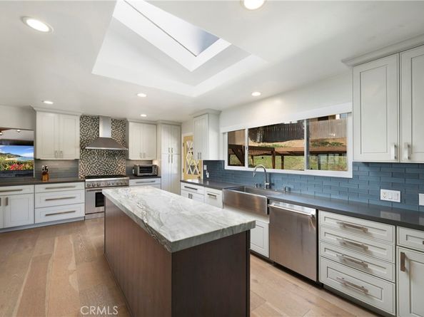 1864 Laurel Road, Oceanside CA 92054