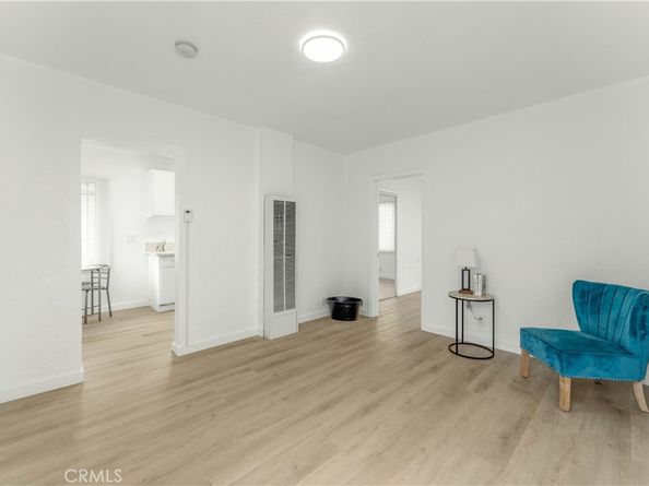 9311 S Broadway, Los Angeles CA 90003